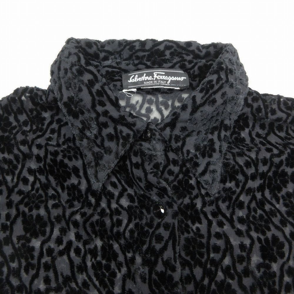 Salvatore Ferragamo サルヴァトーレフェラガモ ベロア フラワー