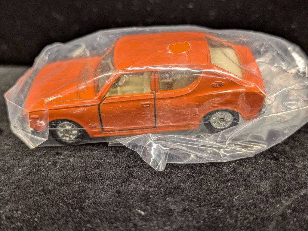 トミー トミカ黒箱 ニッサン チェリー X-1 オレンジ 1 F 17-1-5