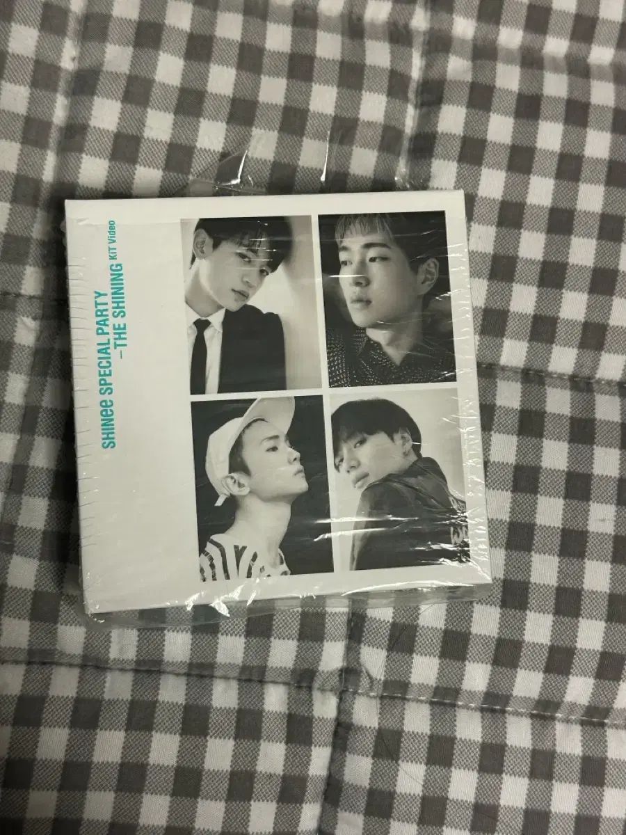 CD 新品未開封 ジョンヒョン BASE キノ