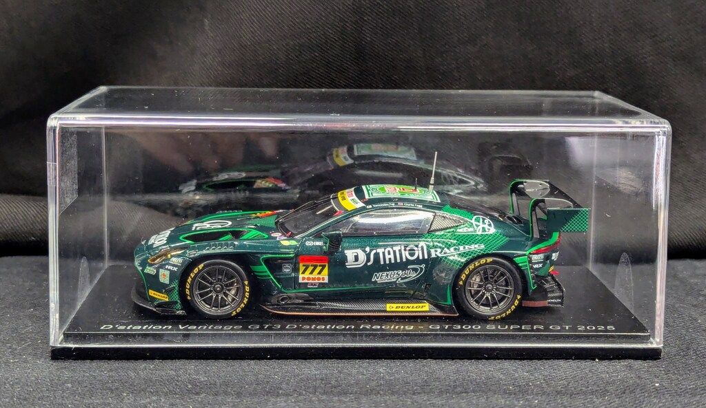 Spark model 1/43 D`station Vantage GT3 D`station Racing No.777
