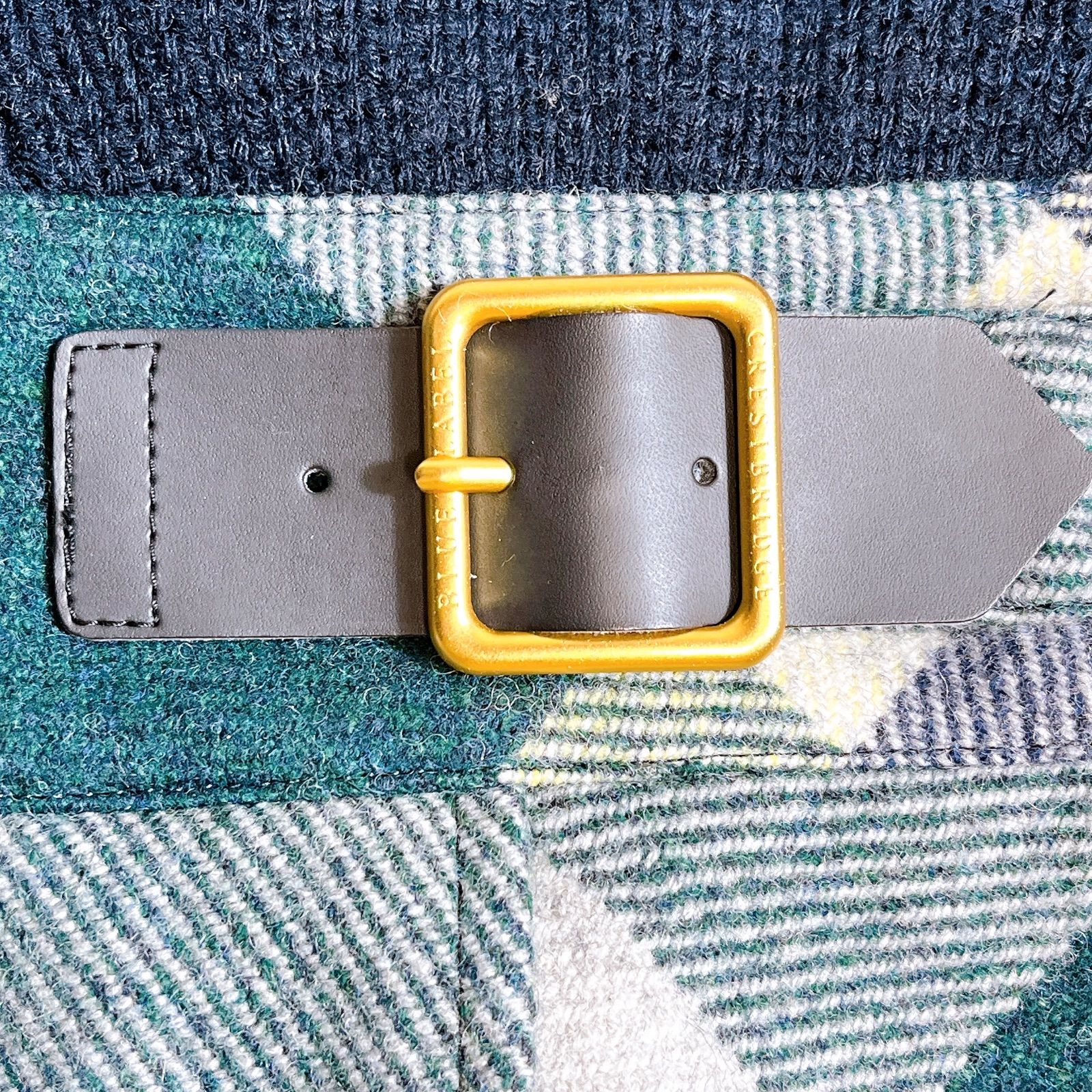 ストラップレザー