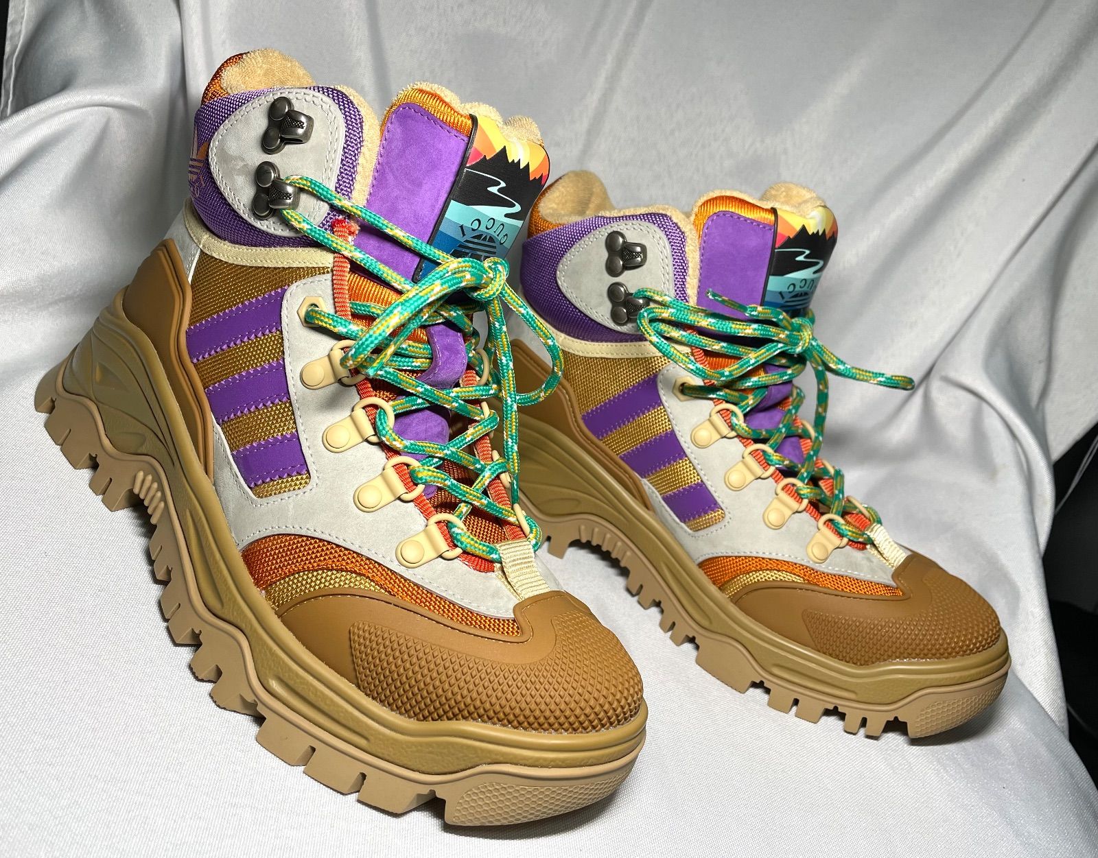 ブランドロゴ マルチ