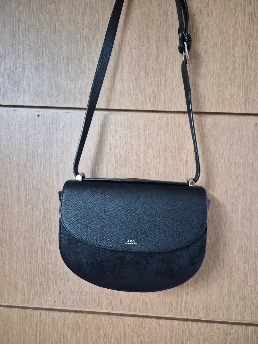 A P C ジェネバ サフィアーノ