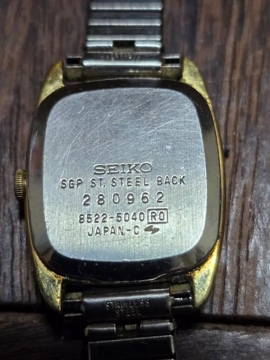  セイコー クオーツ ヴィンテージ ゴールド 時計 腕時計(クォーツ) 腕時計(アナログ)