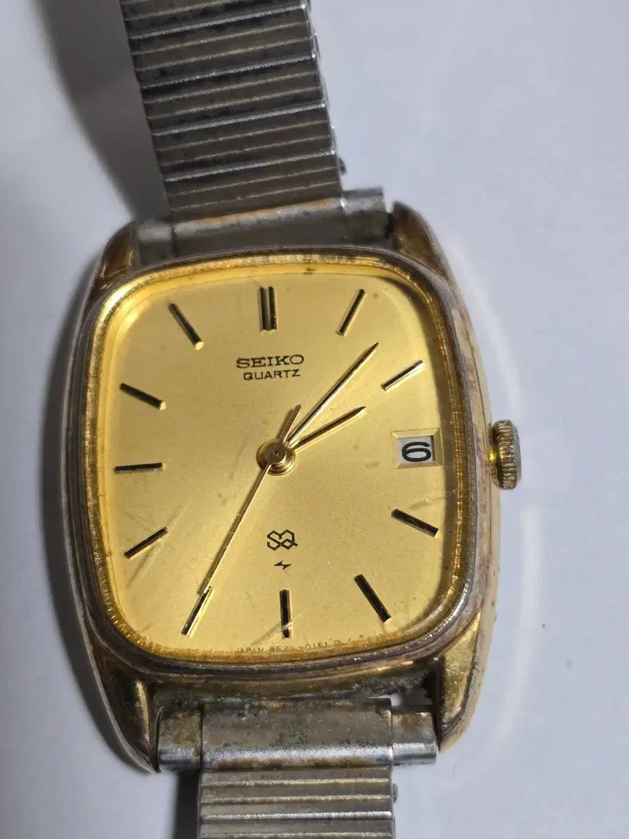 セイコー クオーツ ヴィンテージ ゴールド 時計