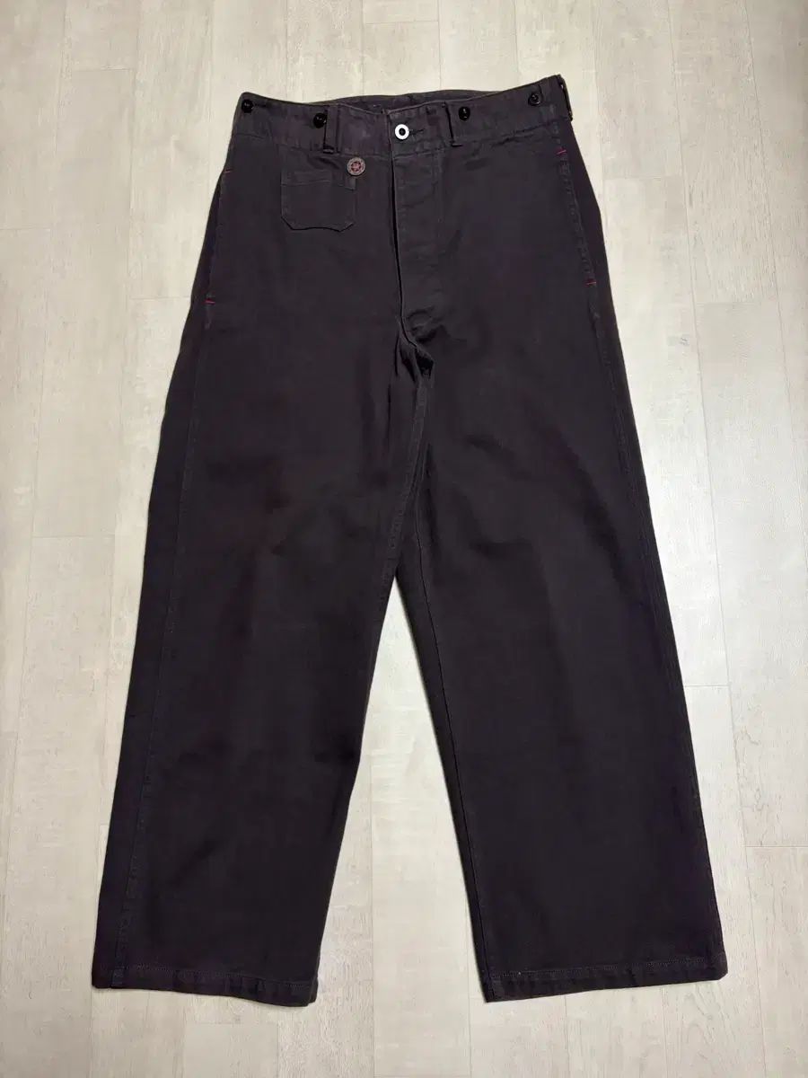 ナイジェル ケーボン ユーティリティー パンツ ズボン ブラウン