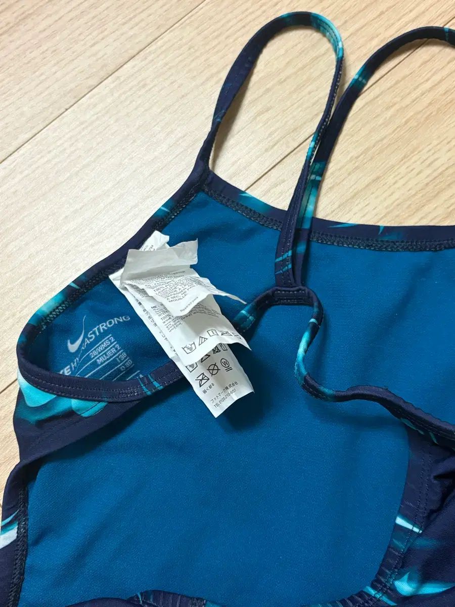  ナイキ コメット スウッシュ グリーンアビス カットアウト 28 その他 水着 ラッシュガード