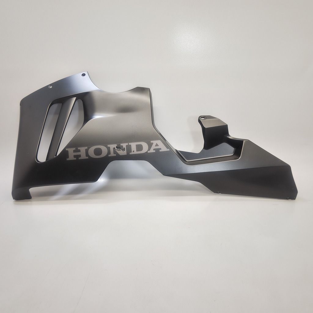 ホンダ　アンダーカウル　左　キズ削れあり　割れなし　34472-164-472-MKR  D100  CBR1000RR-R  SC82