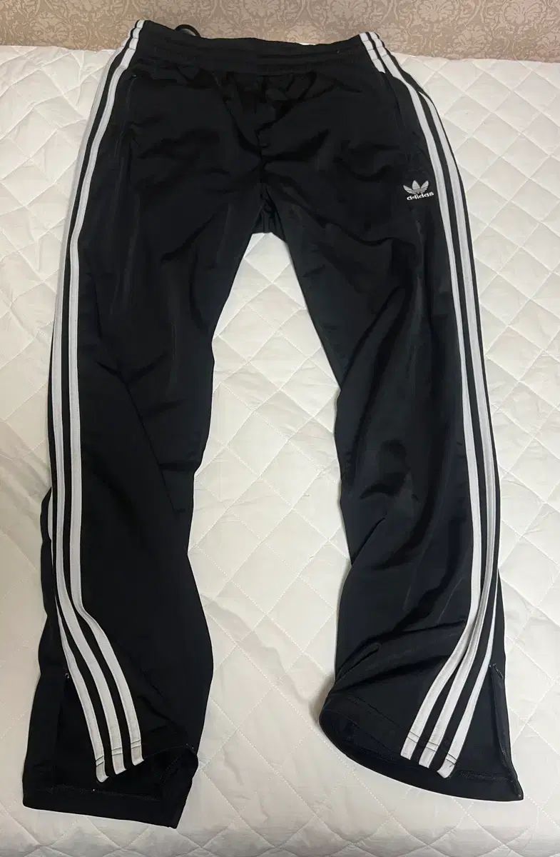 アディダス スリット トレーナー トラックパンツ M