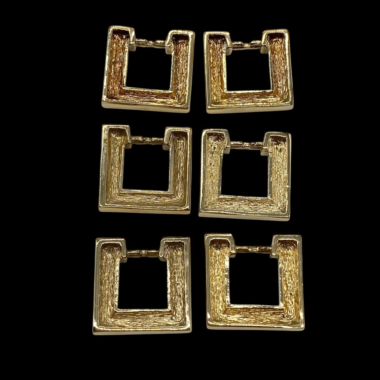 専用　クリスチャンディオール　CD　ロゴ　ネックレス　イヤリングセット クリスチャンディオールCDロゴネックレスイヤリングセット