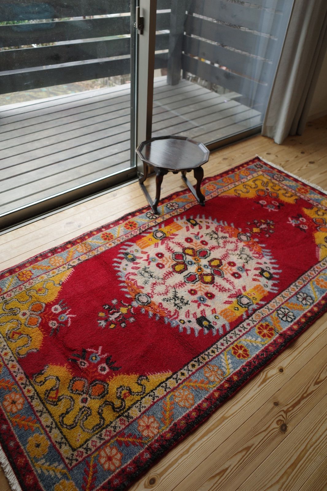 トルコ ギュネイ ヴィンテージラグ - メルカリ