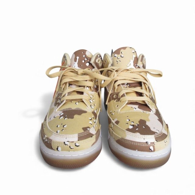 【中古】ナイキ NIKE タグ付き 未使用 エアジョーダン 3 レトロ TEX Desert Camo スニーカー カモフラ柄 ベージュ系 ナイキ NIKE タグ付き 未使用 エアジョーダン 3 レトロ TEX Desert