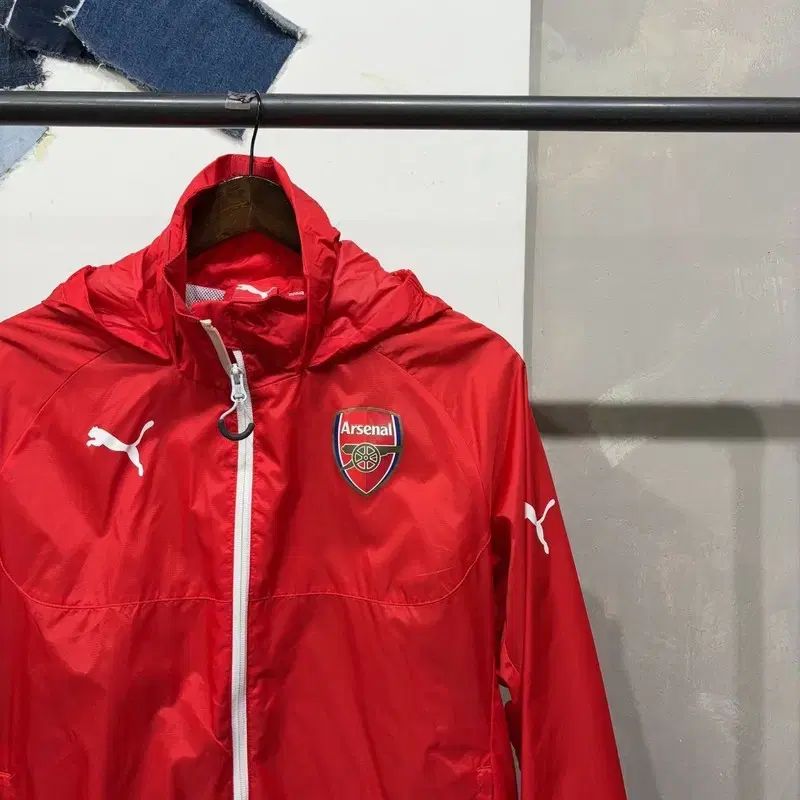 105) PUMA 卸売 アーセナル サッカー スポーツ ウィンドブレーカー