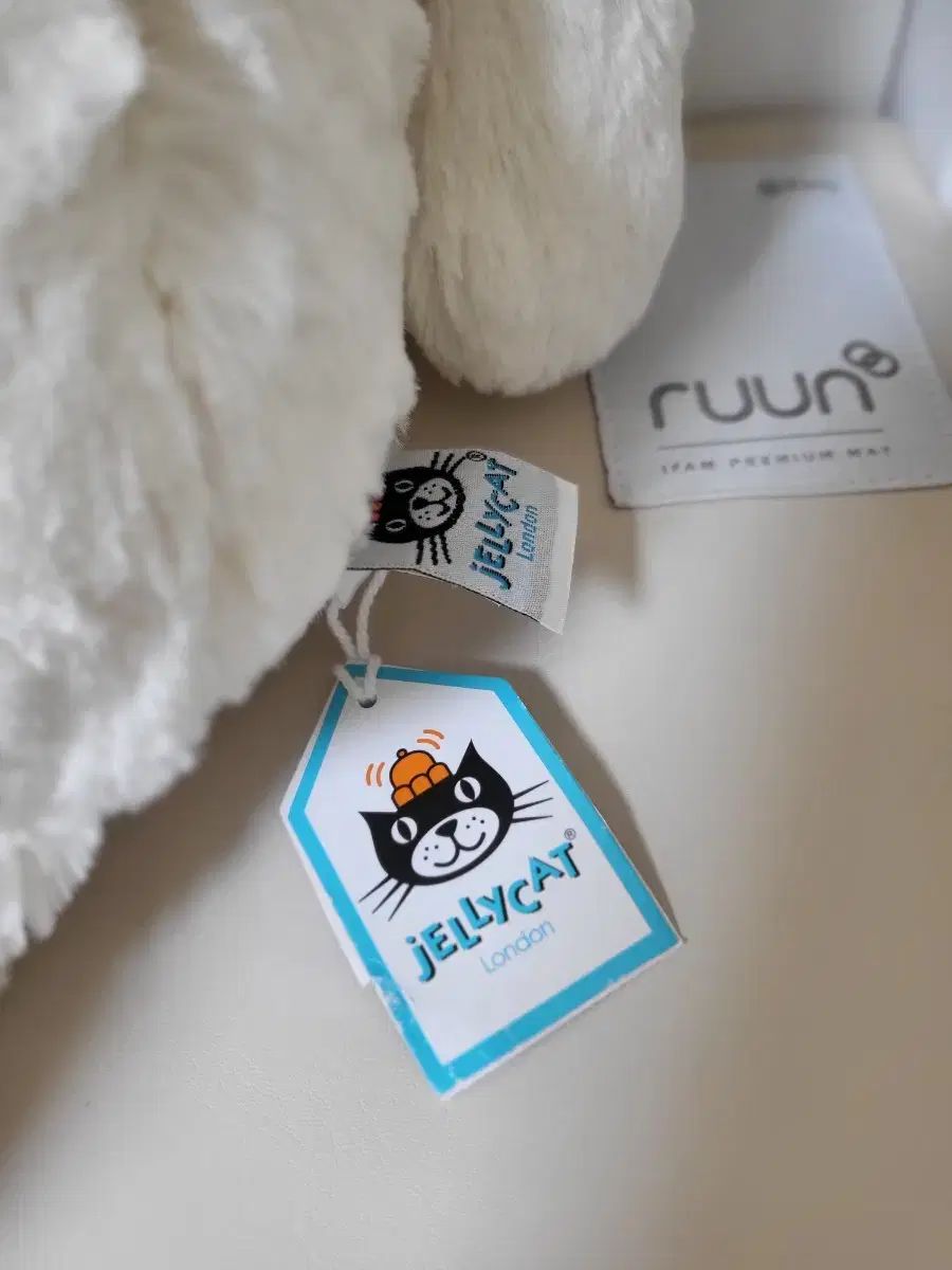 JELLYCAT ジェリーキャット クリーム バニー L