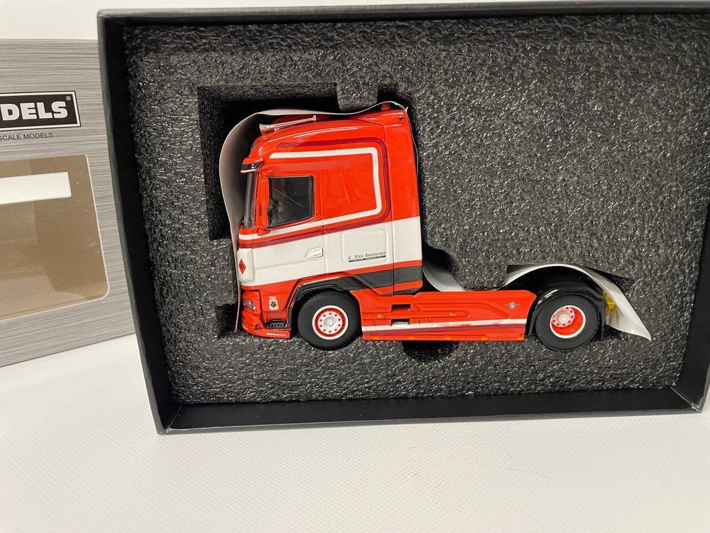 C WEIJ DAF XG 4 X 2 トラック トラクタ WSI 1 50建設機械模型 ミニチュア