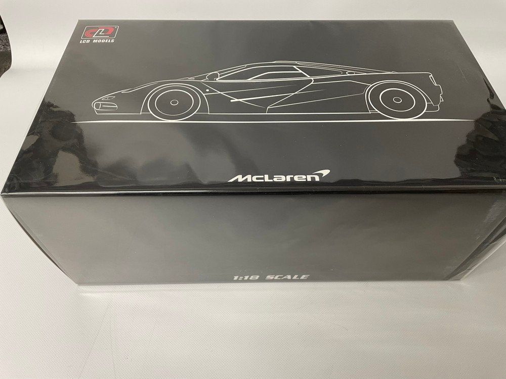 McLAREN F 1 XP 5 1993 GREEN MET LCD 18ミニカー