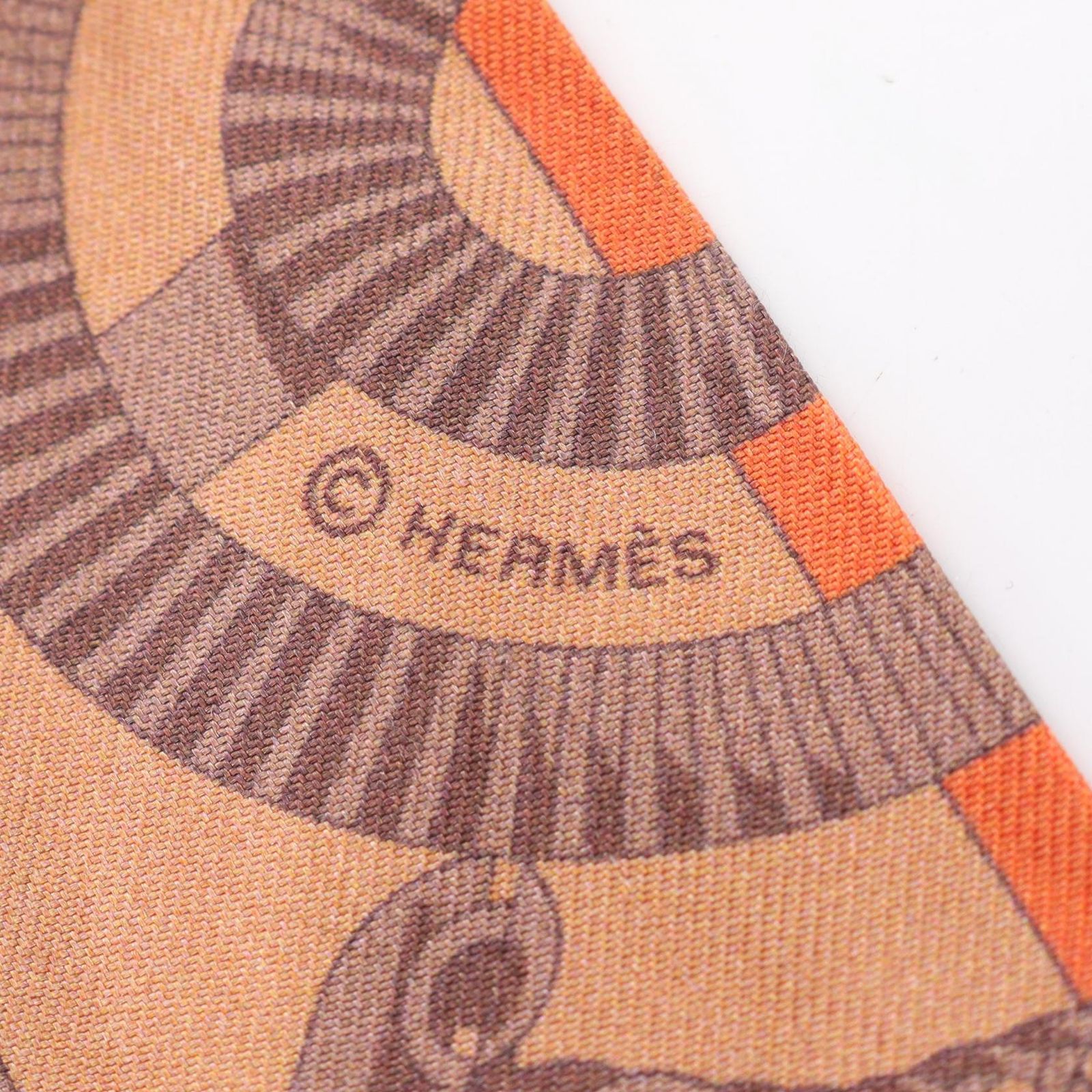 極美品！HERMES エルメス ツイリー 黄金の拍車 スカーフタイ 極美品！HERMES エルメス ツイリー 黄金の拍車 スカーフタイ - メルカリ
