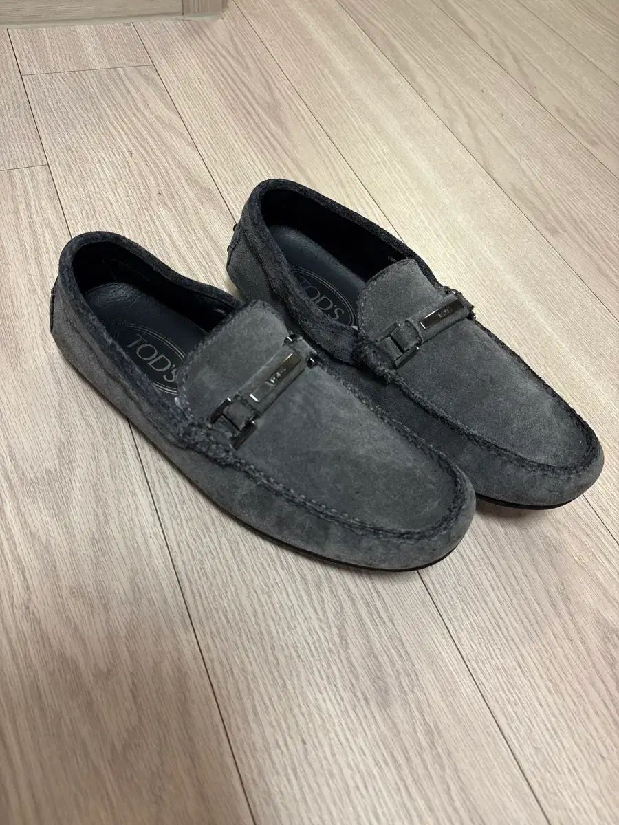 TOD S トッズ スウェード ローファー 245