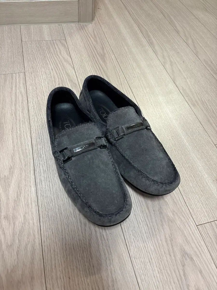 TOD S トッズ スウェード ローファー 245