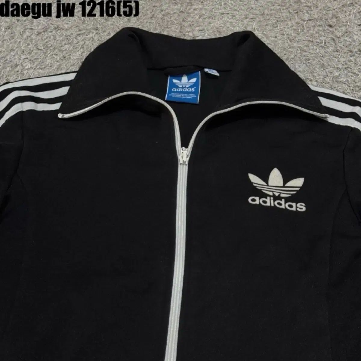 アディダス ヨーロッパ ブラック 3本線 トラックジャージ 95 - メルカリ