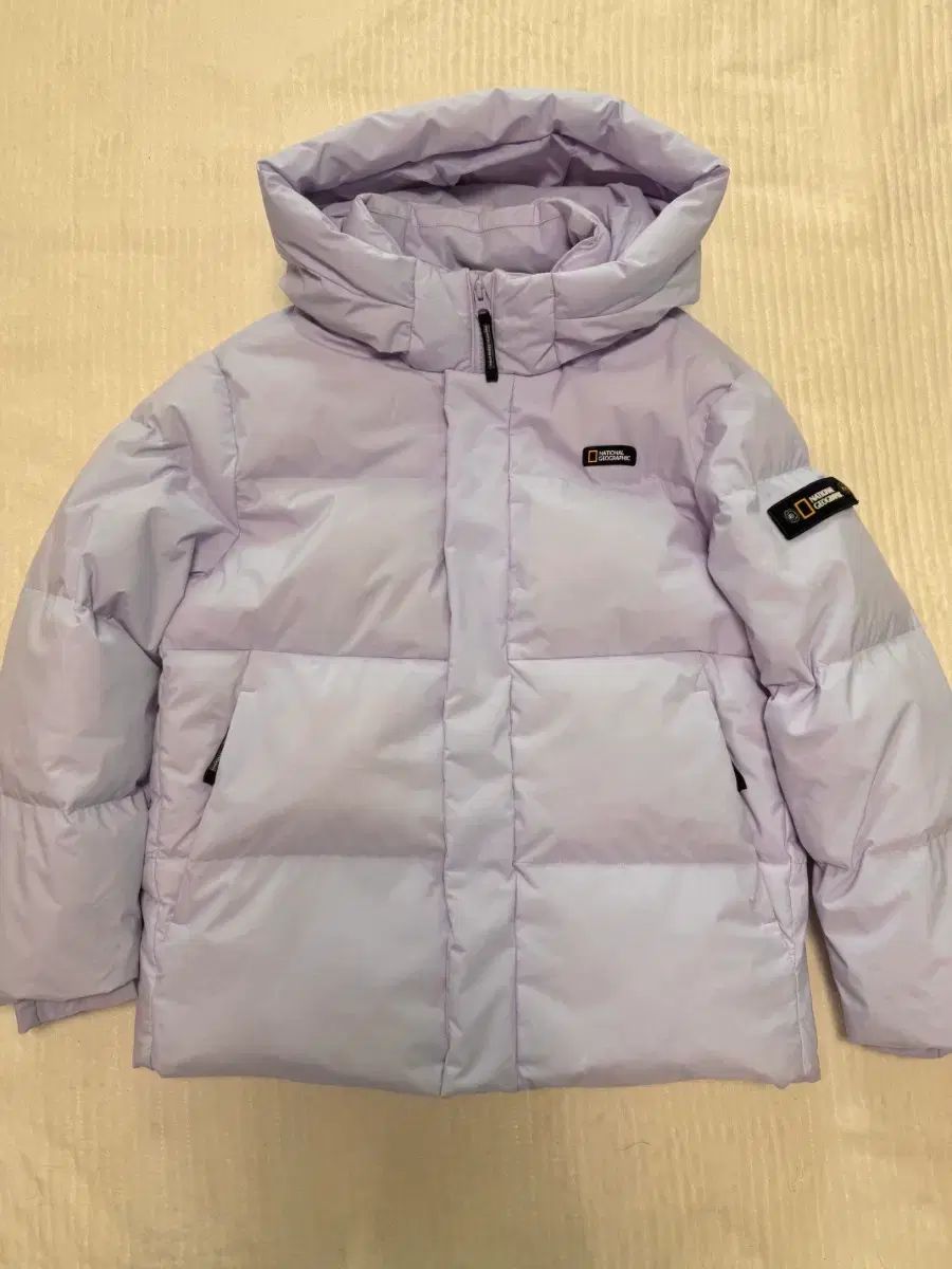 ナショナルジオグラフィック ダウン 150