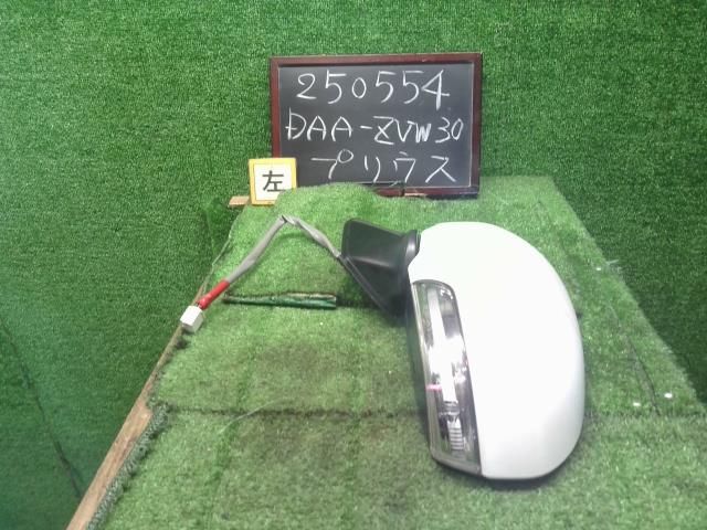 【中古】プリウス DAA-ZVW30 左ドアミラー　サイドミラー　助手席側 87910-47140 自社品番250554 070