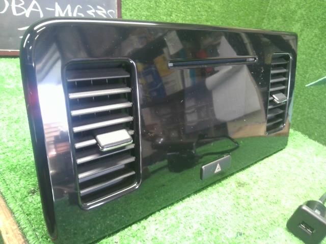 【中古】モコ DBA-MG33S オーディオ 28185-4A01B 自社品番250660 ZQJ