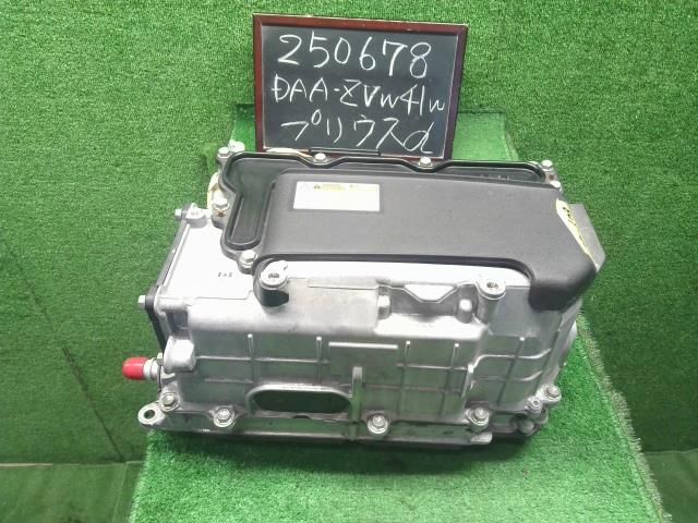 プリウスα DAA ZVW 41 W ＨＶ インバーター 自社品番250678 202