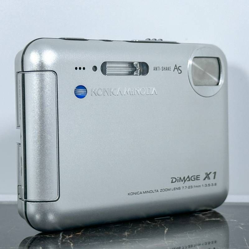 超美品】Konica Minolta DiMAGE X1 シルバー 800万画素 超薄型