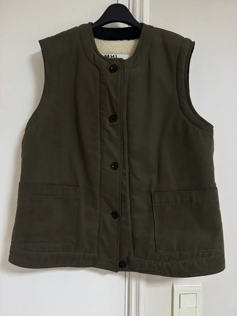 マーガレットハウエル MHL シープスキン ベスト オリーブ L