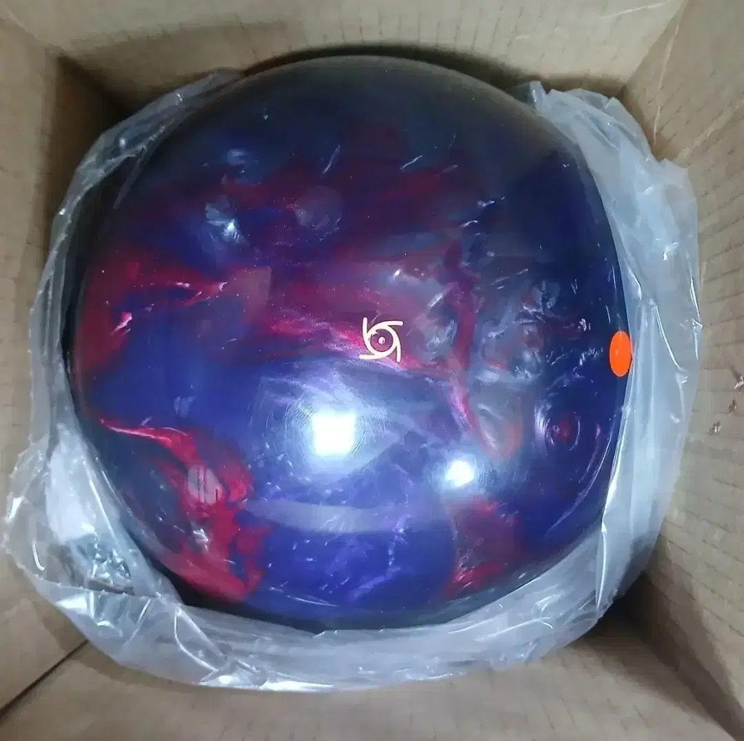 14 パウンド ボーリング ストーム MARVEL AI 球