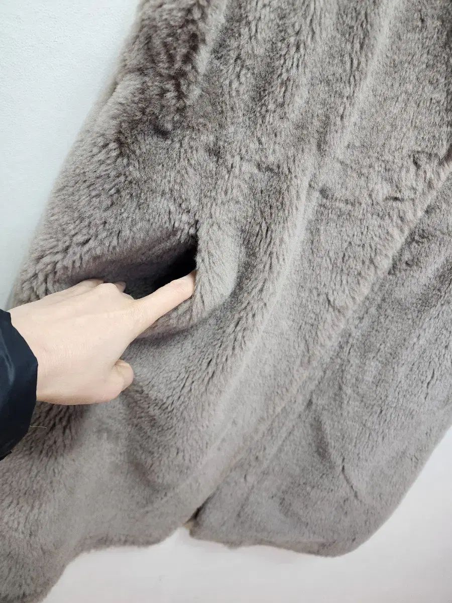 シティウールシャーリングベスト