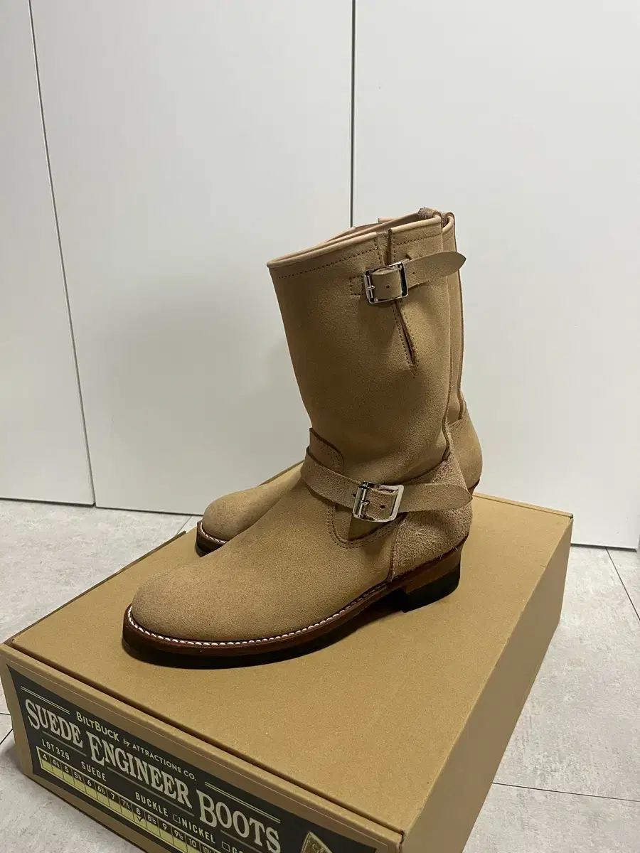 8 D アトラクションズ ビルトバック 329 エンジニアブーツ