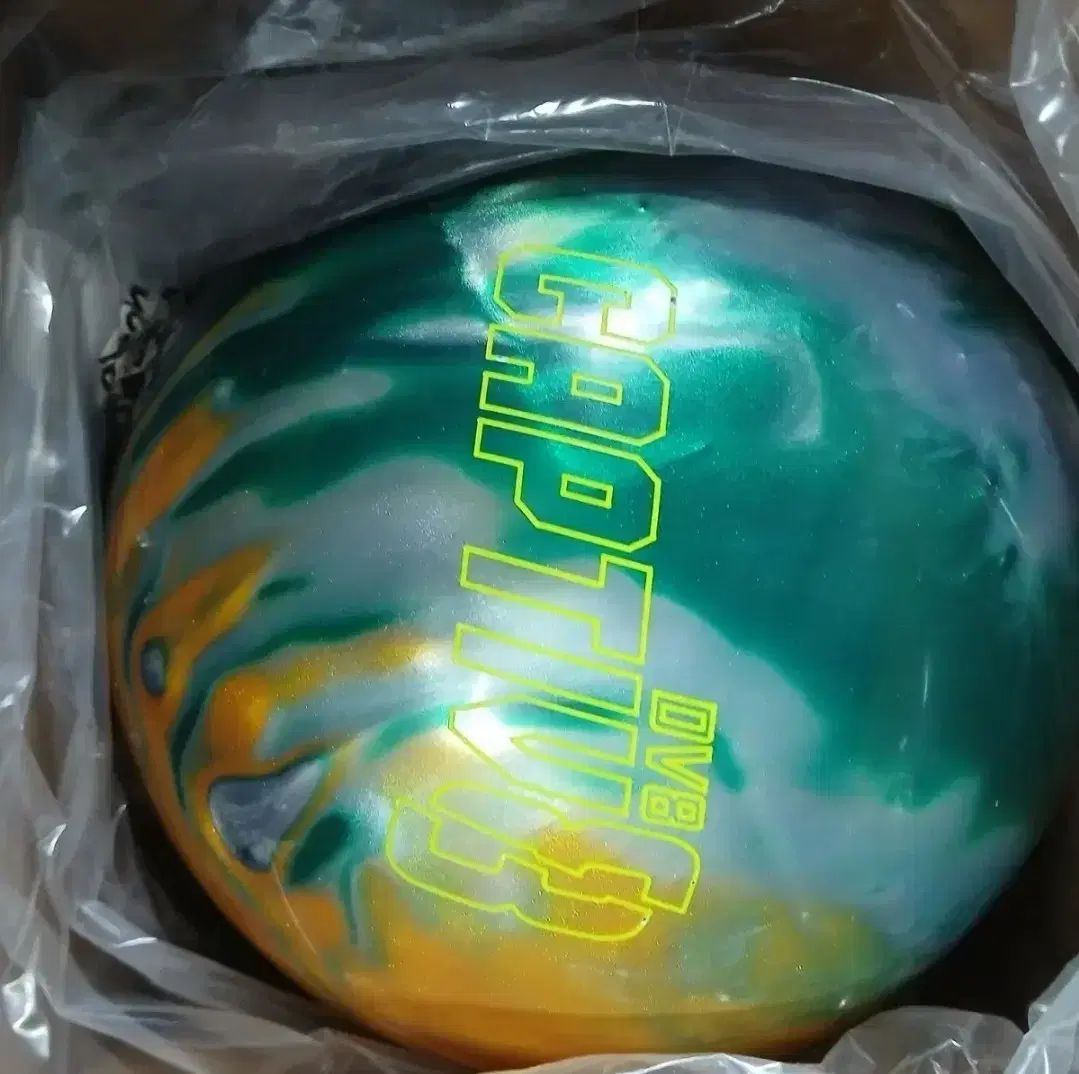 14 パウンド ボーリング DV 8 キャプティブ 球