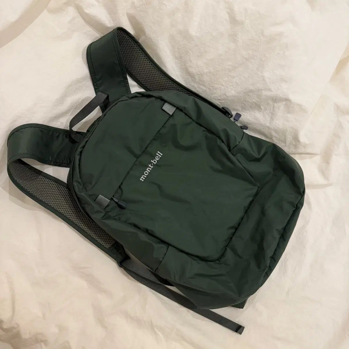 モンベル ポケッタブル デイ バックパック 15 L