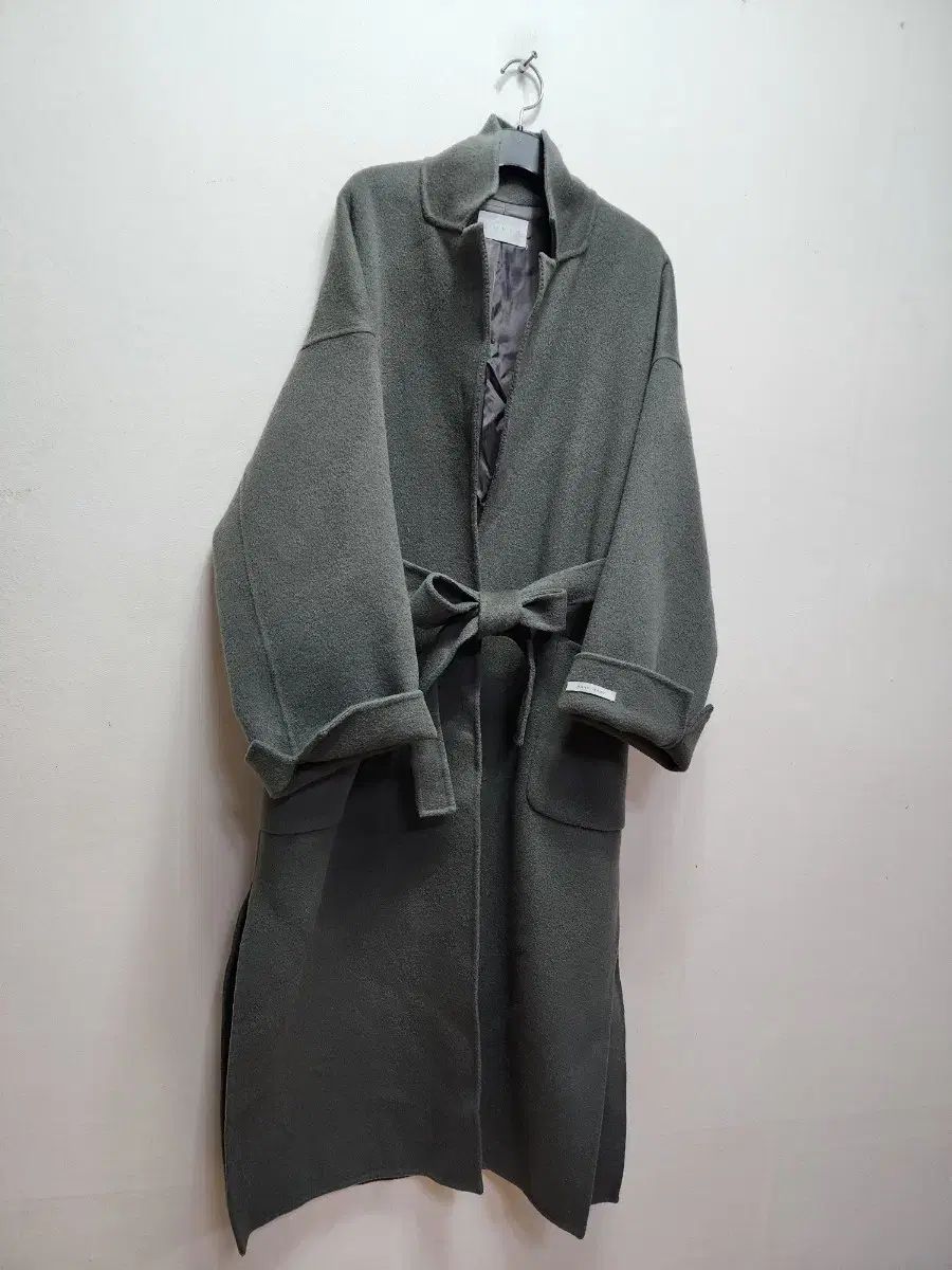 チャコール ウール ハンドメイド ベルトコート