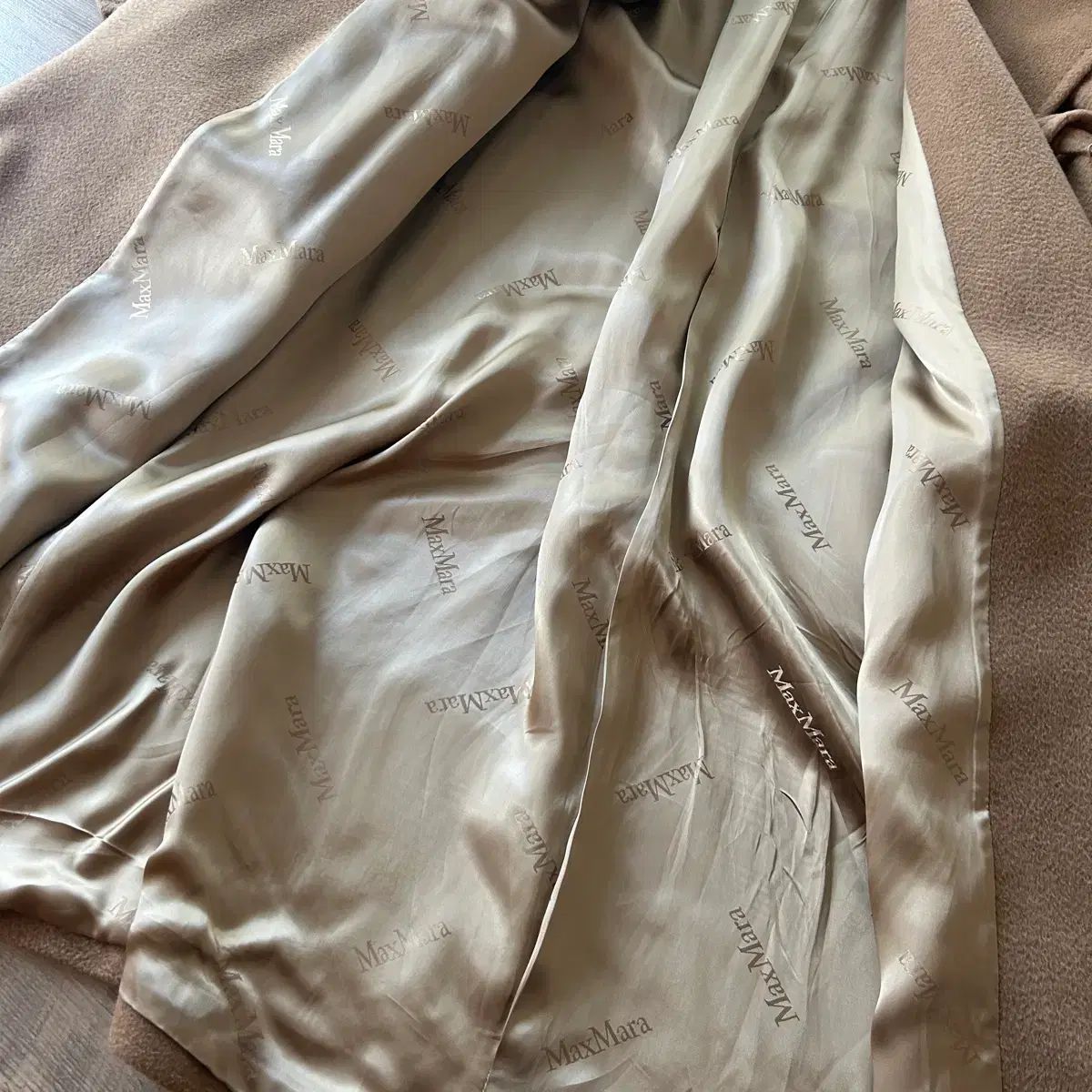 マックスマーラ