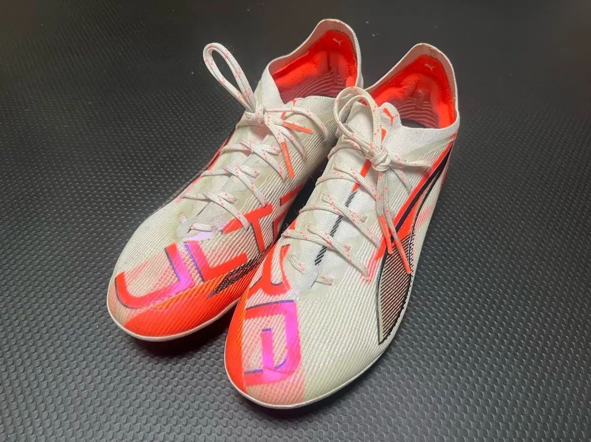 プーマ ウルトラ5 MG 270