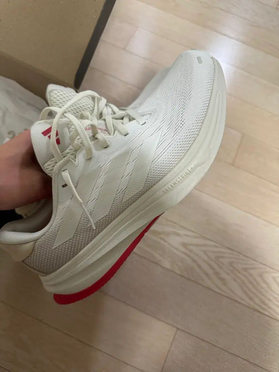 アディダス RIIZE