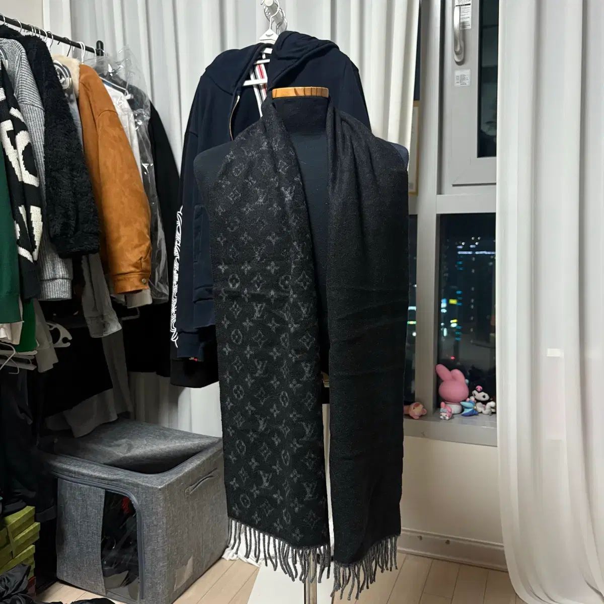 モデル Louis Vuitton ルイヴィトン グラデーション リバーシブル モノグラム マフラー