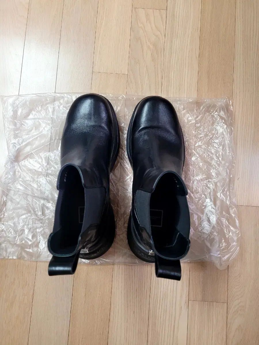 ウーヨンミ 22 fw チェルシーブーツ サイズ42