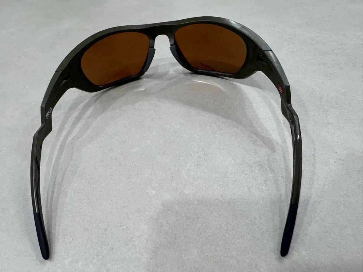 タングステン 偏光