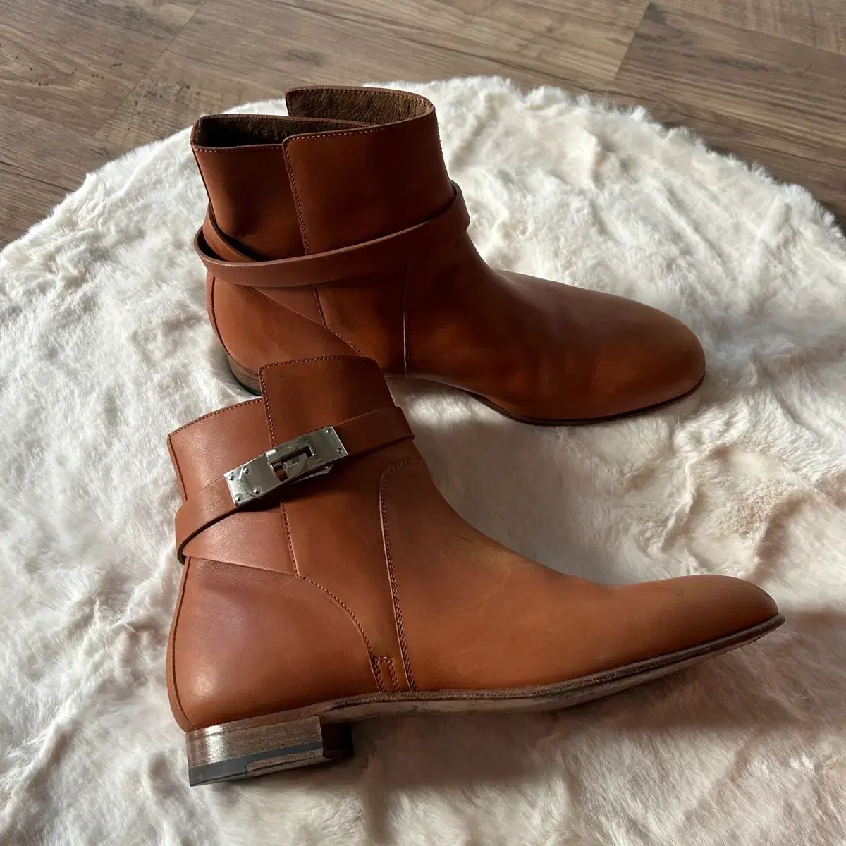 エルメス ケリー NEO アンクル ブーツ