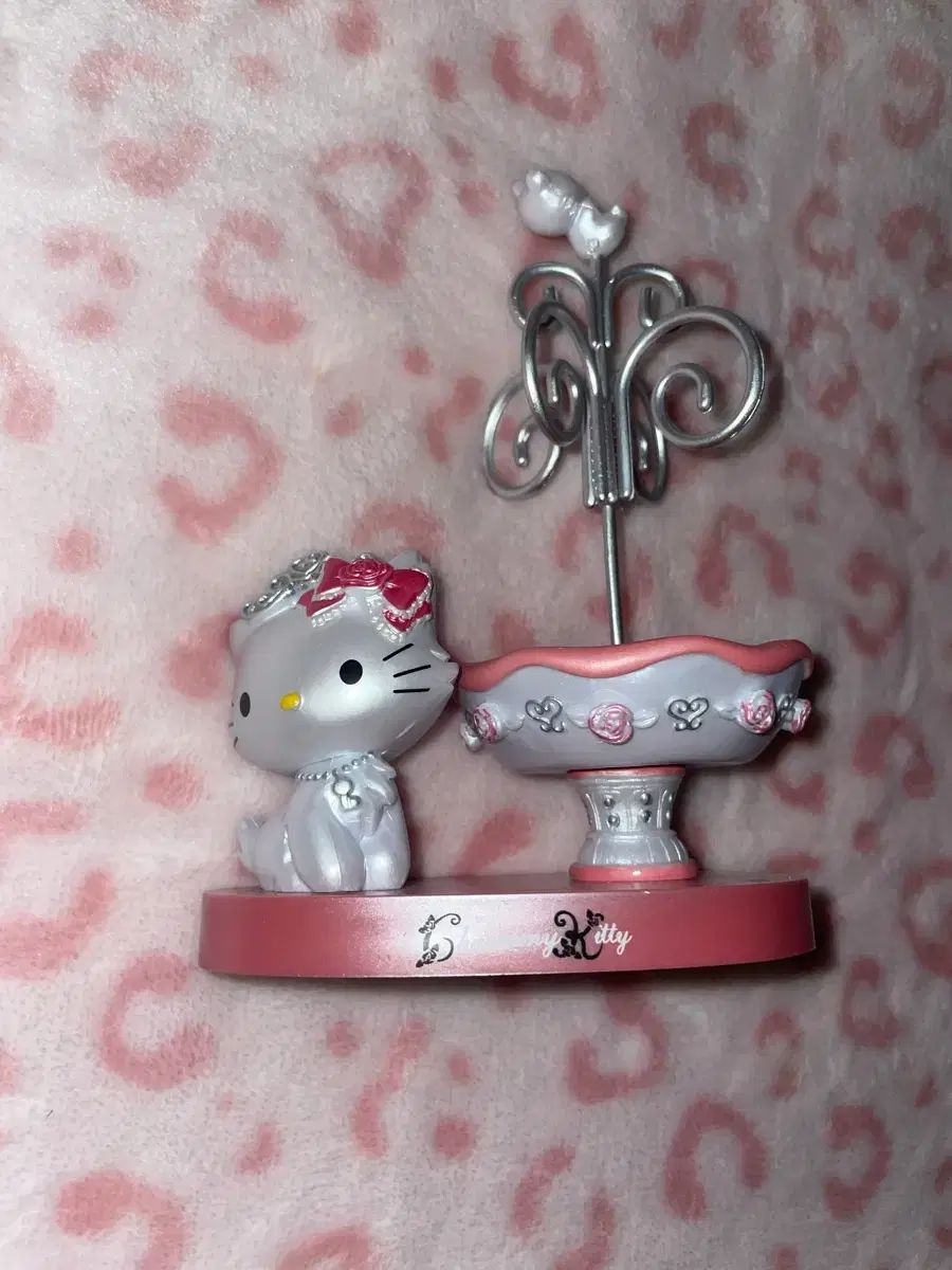 チャーミーキティ アクセサリー スタンド - メルカリ