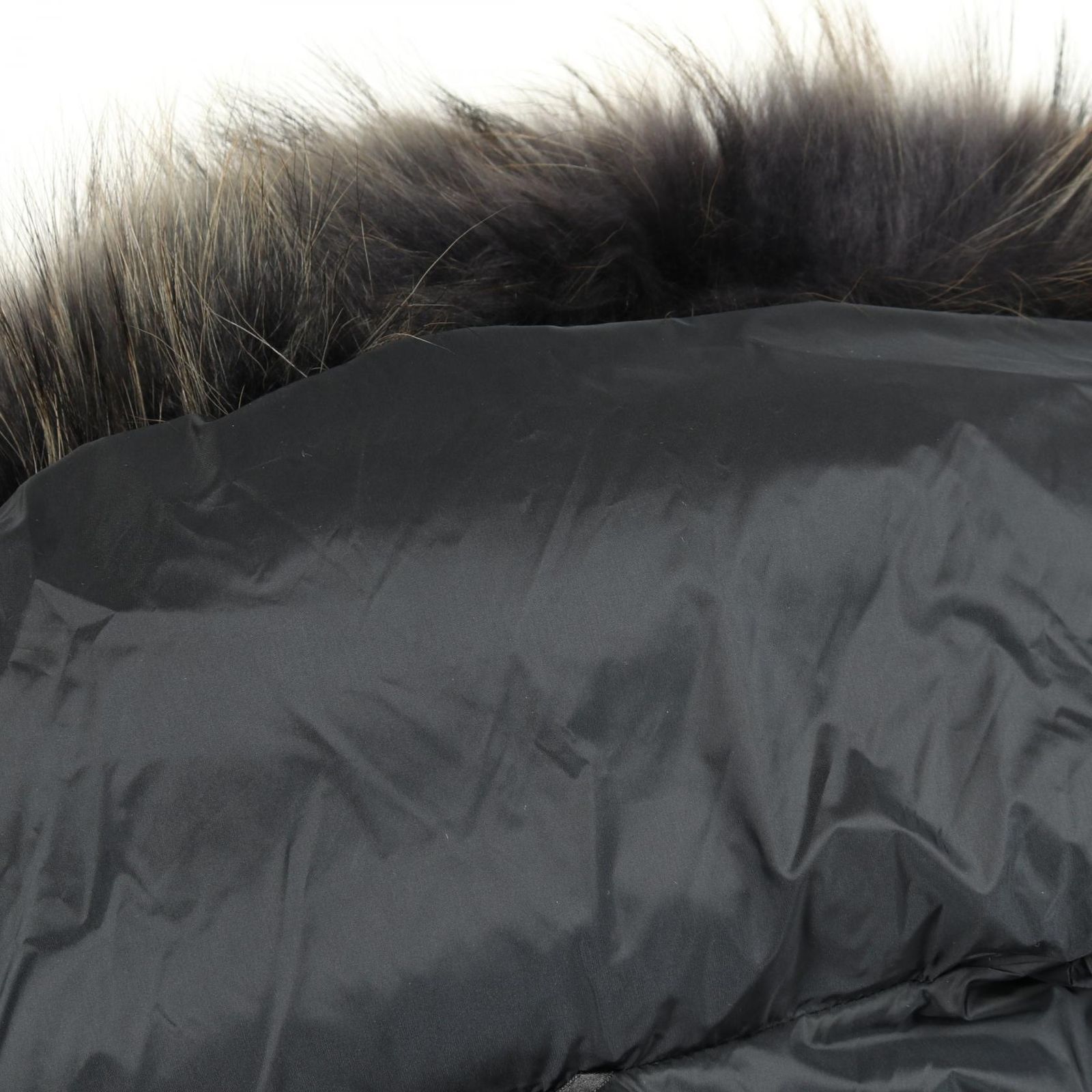 ダウンジャケット