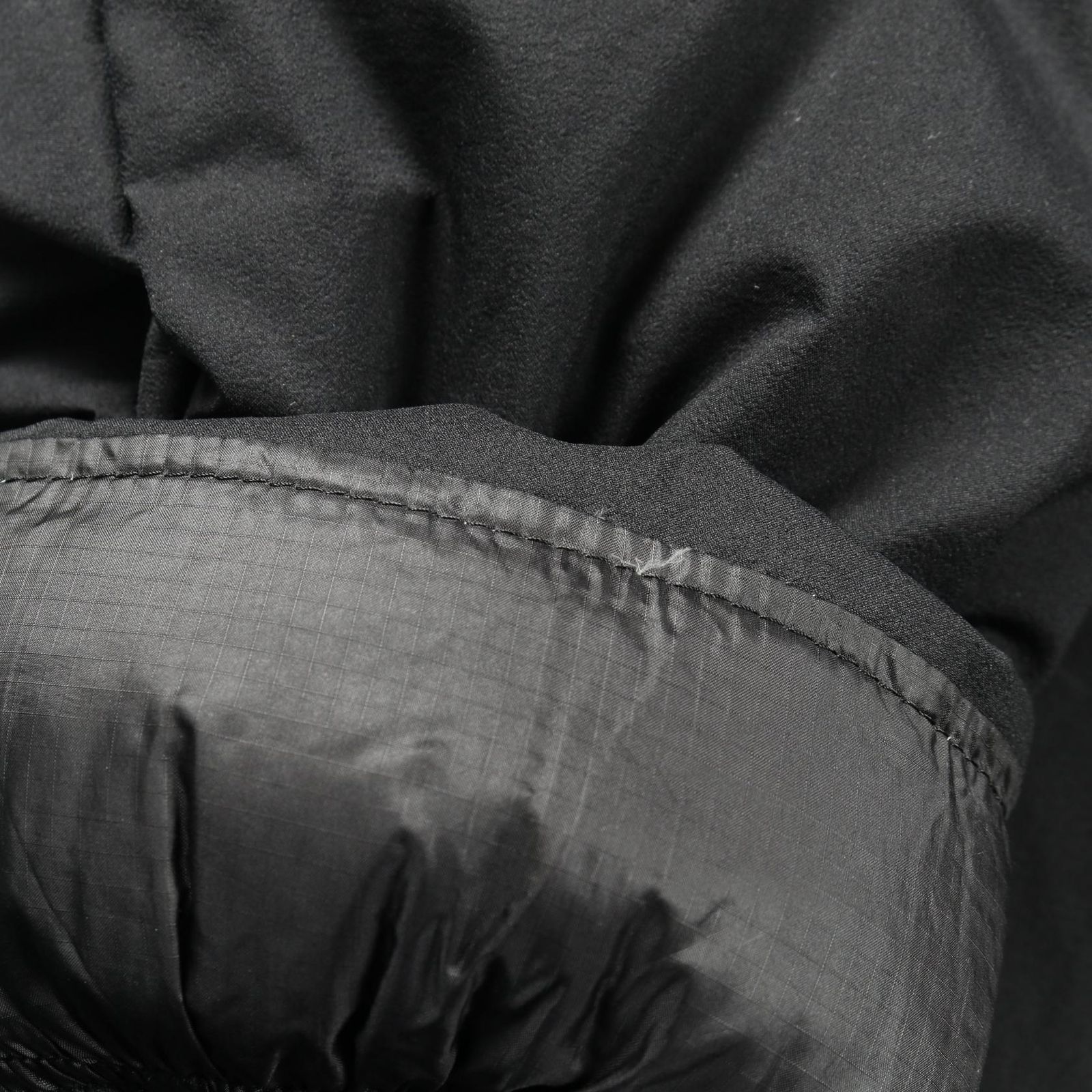 ダウンジャケット