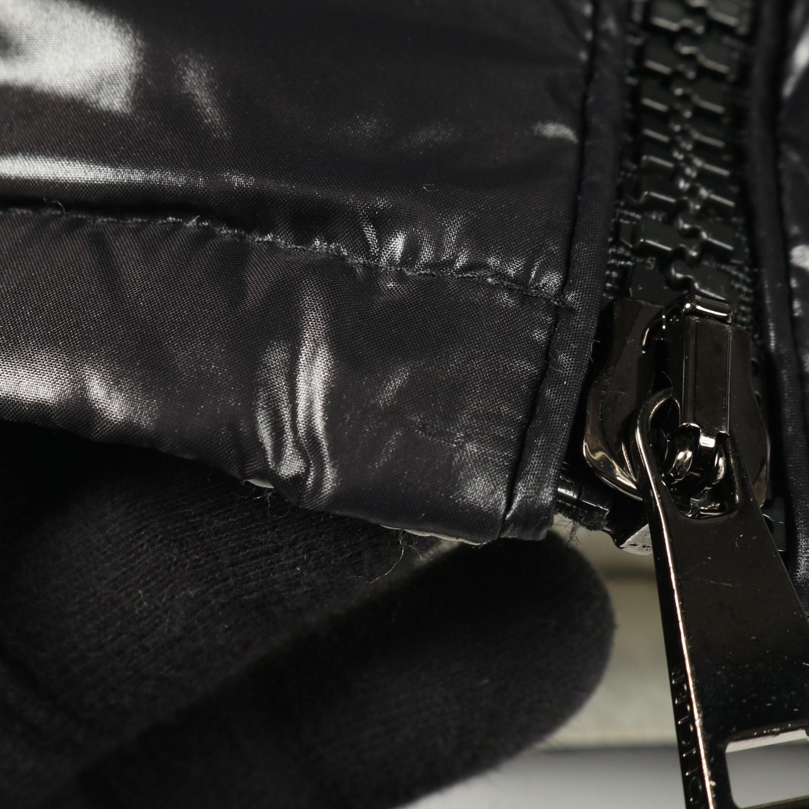  MONCLER モンクレール VENAN ダウンジャケット ダウンジャケット ジャケット アウター