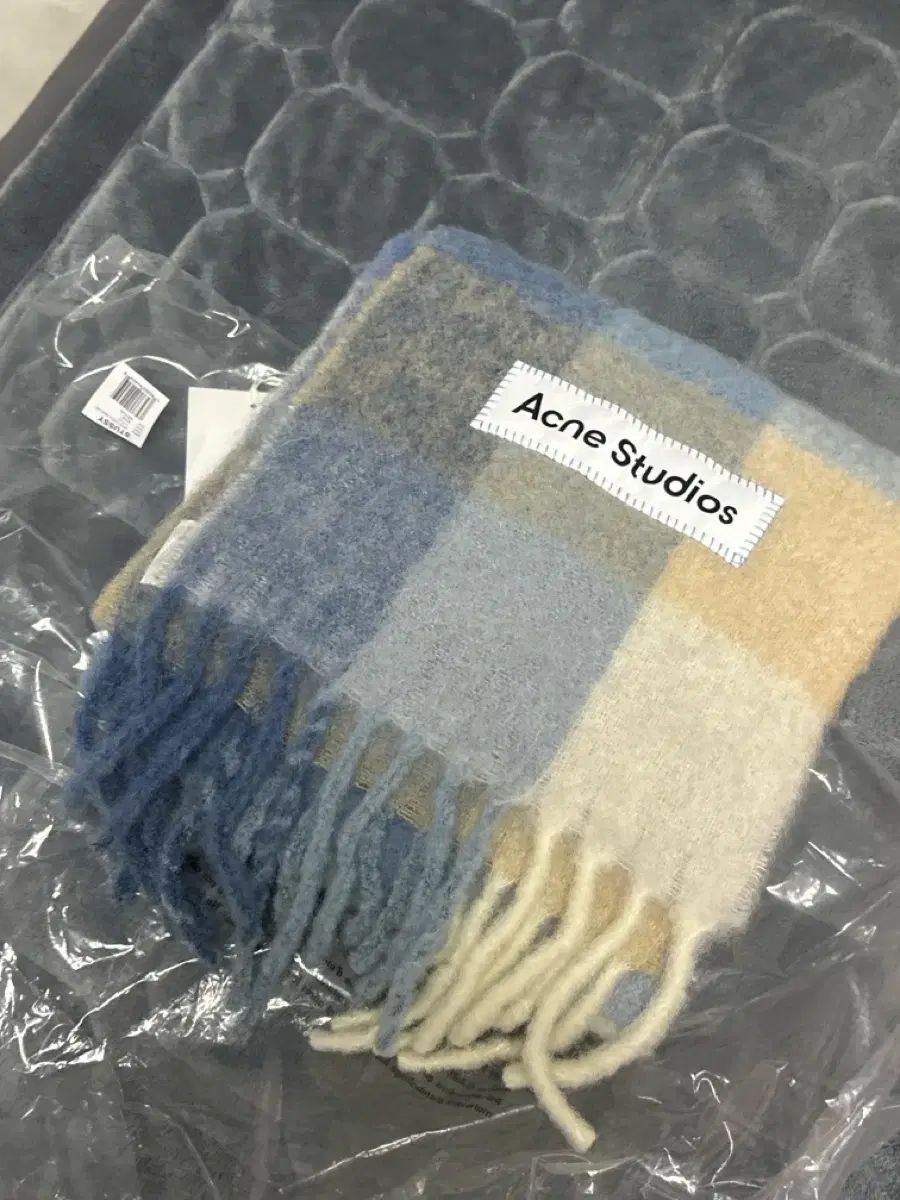 Acne Studios チェックマフラー ブルー ベージュ