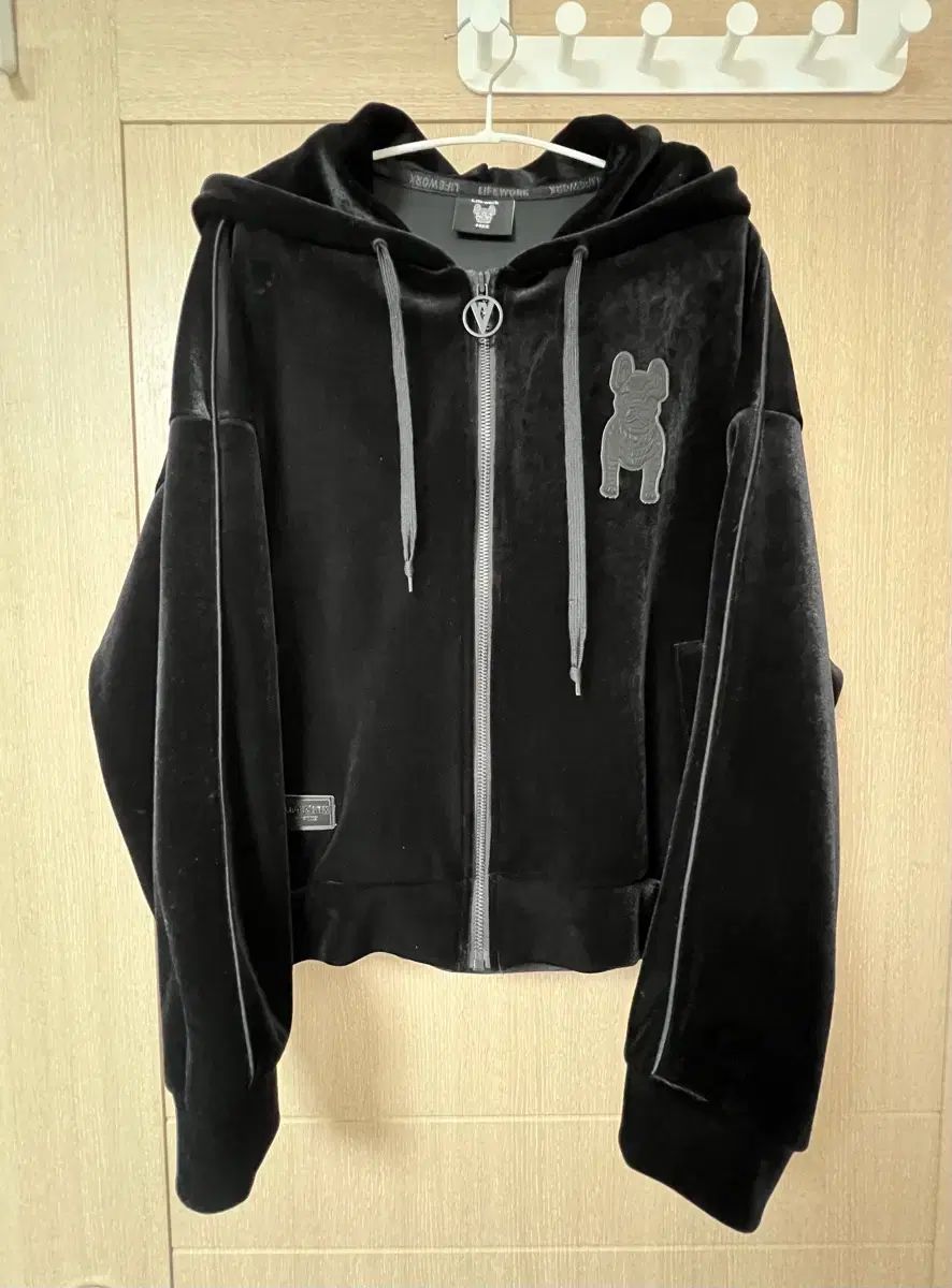 ライフウォーク ベルベット WHO フード ジップアップ ブラック