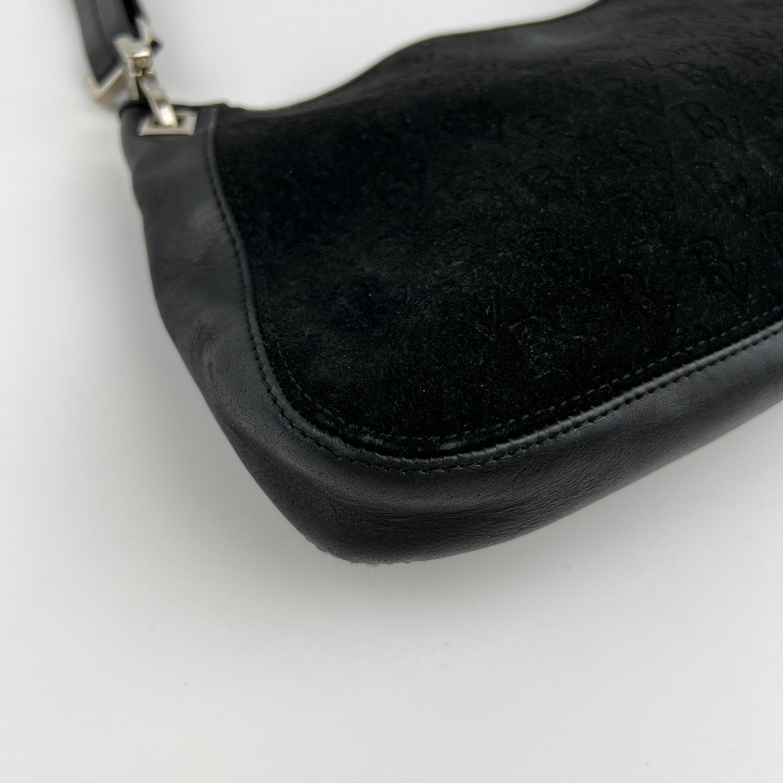 ショルダーバッグ